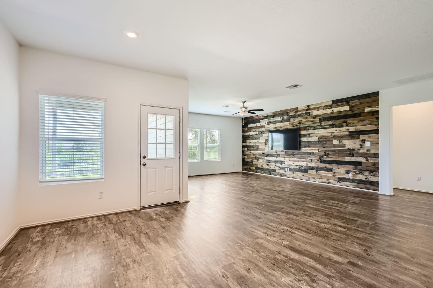 Georgetown, Texas 78626, United States, 5 Bedrooms Bedrooms, ,3 BathroomsBathrooms,Residential,Active,48639