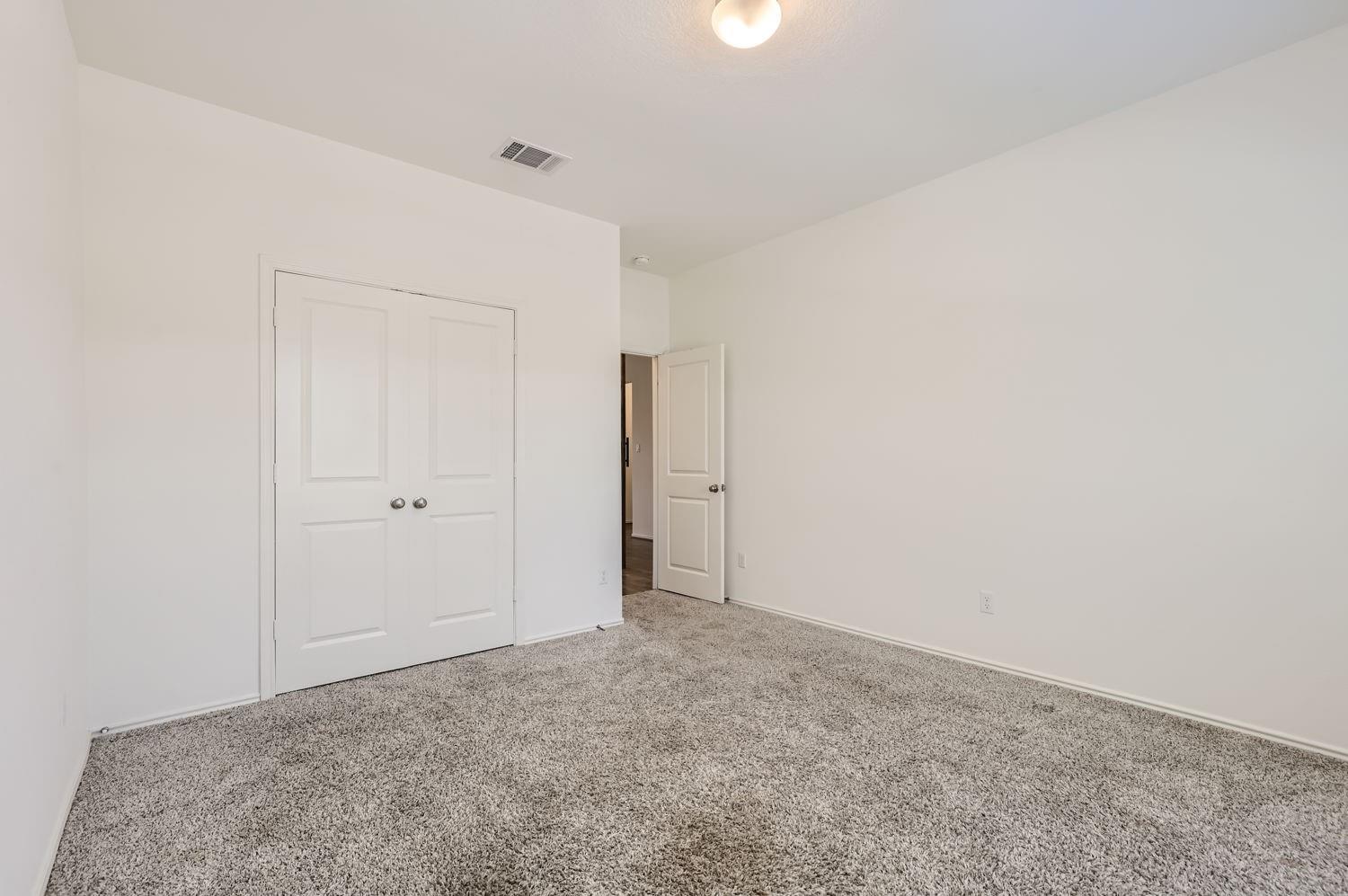 Georgetown, Texas 78626, United States, 5 Bedrooms Bedrooms, ,3 BathroomsBathrooms,Residential,Active,48639