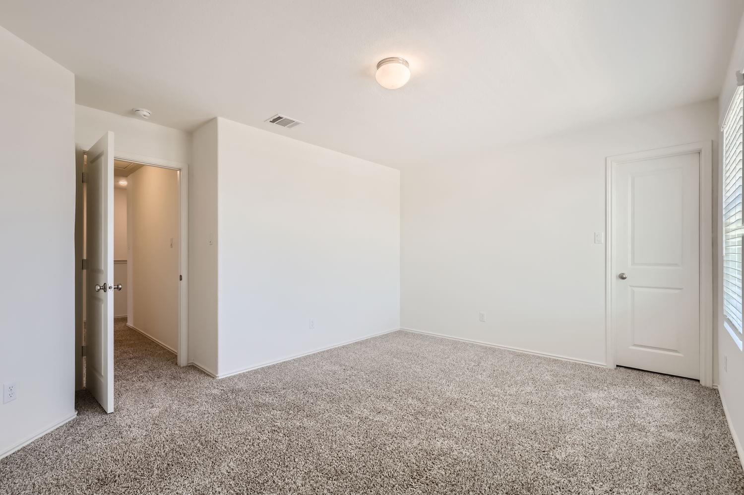 Georgetown, Texas 78626, United States, 5 Bedrooms Bedrooms, ,3 BathroomsBathrooms,Residential,Active,48639