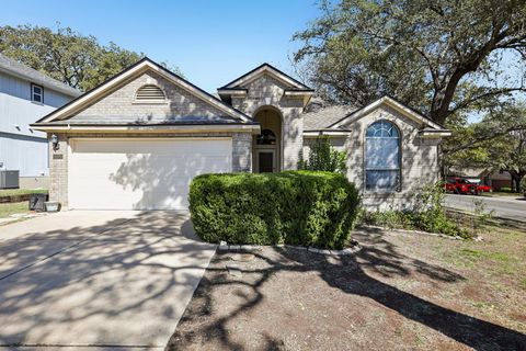 Photo of 1300 Tetbury LN, Austin, TX 78748 (MLS # 9086661)