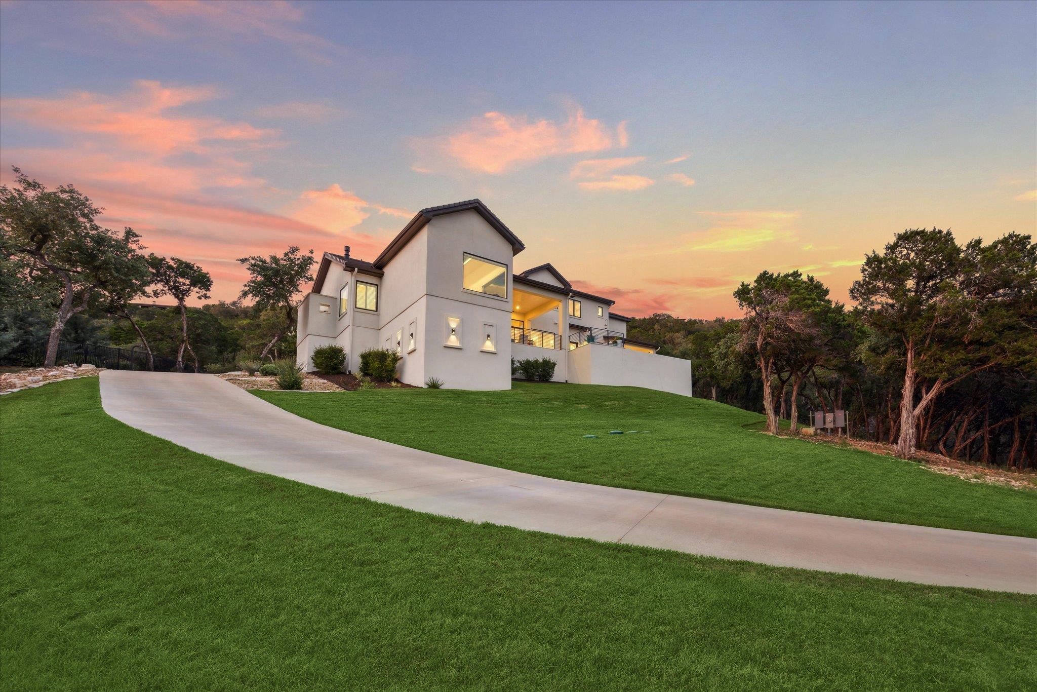 9416 Ranchland Hills BLVD