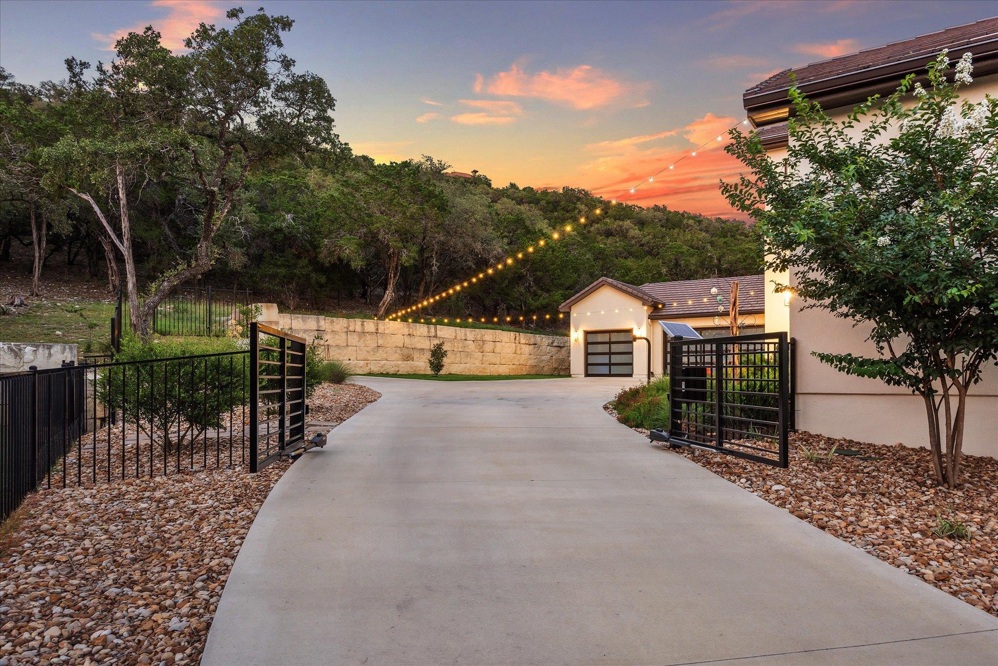 9416 Ranchland Hills BLVD