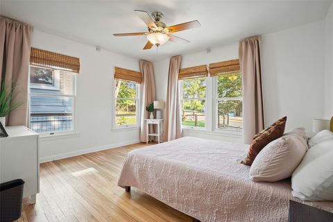 Tiny photo for 2102 E Martin Luther King Jr BLVD, Austin, TX 78702 (MLS # 5657591)