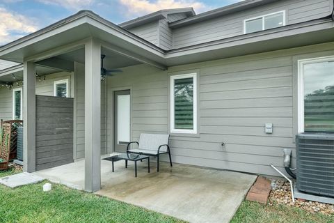 Tiny photo for 18812 Nicklaus DR, Point Venture, TX 78645 (MLS # 5986763)