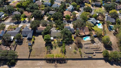 Tiny photo for 1400 Doonesbury DR, Austin, TX 78758 (MLS # 2595610)