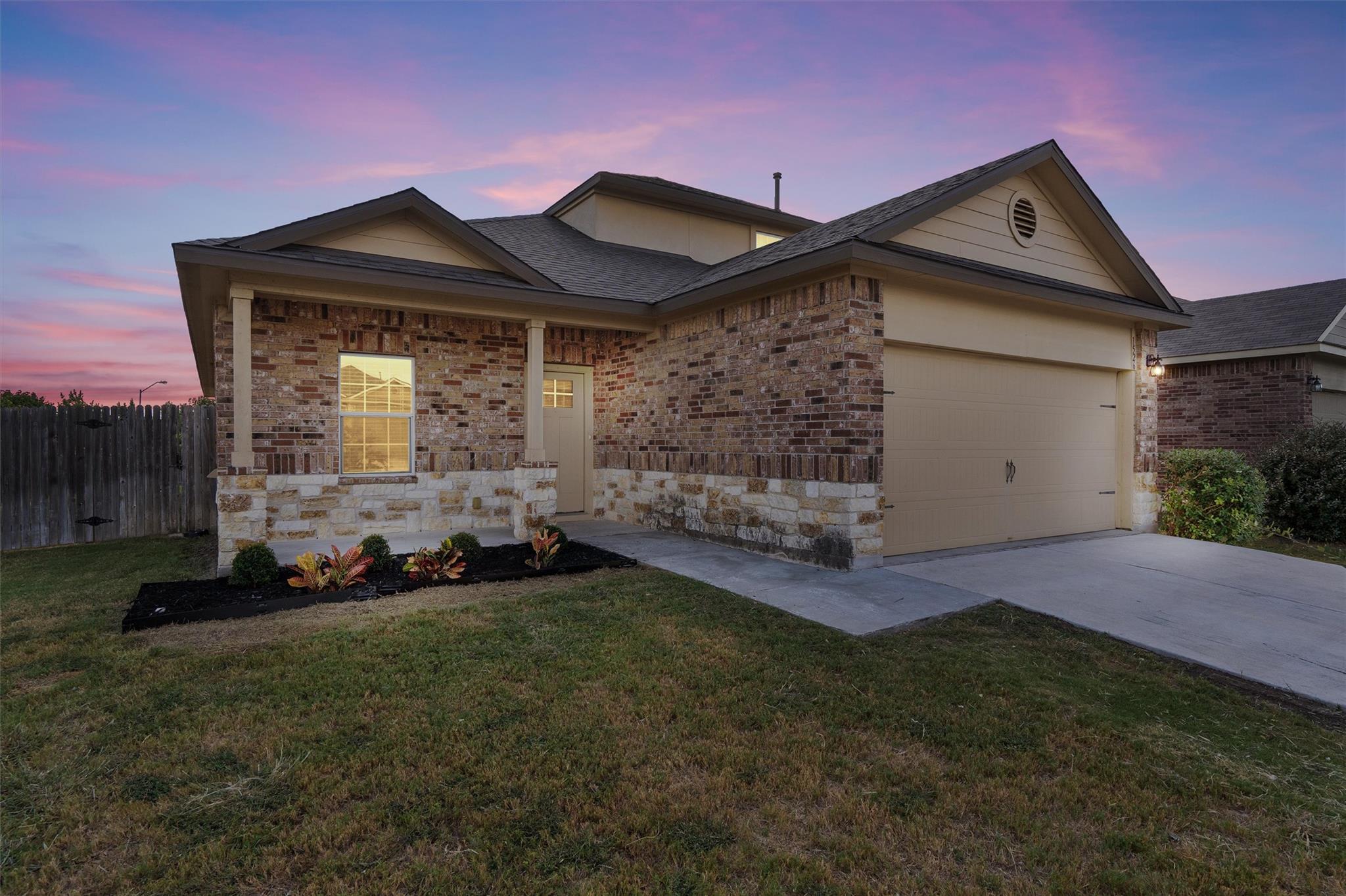 1526 Autumn Sage WAY