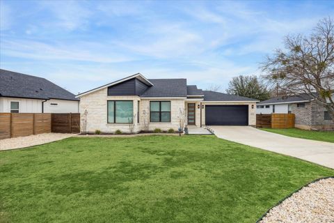 Photo of 702 Poe CIR, Pflugerville, TX 78660 (MLS # 3496727)