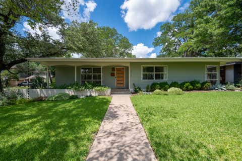 Photo of 2618 Pembrook TRL, Austin, TX 78731 (MLS # 3230300)