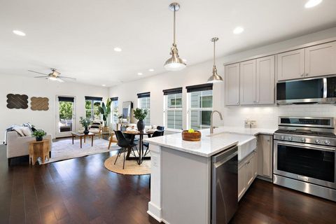 Tiny photo for 2703 Halcyon DR #8, Austin, TX 78702 (MLS # 6810031)