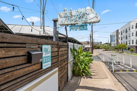 Tiny photo for 2703 Halcyon DR #8, Austin, TX 78702 (MLS # 6810031)