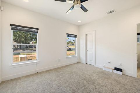 Tiny photo for 2703 Halcyon DR #8, Austin, TX 78702 (MLS # 6810031)