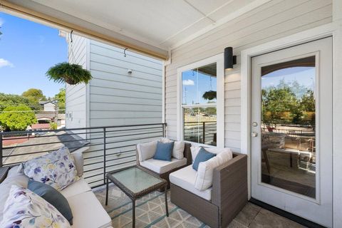 Tiny photo for 2703 Halcyon DR #8, Austin, TX 78702 (MLS # 6810031)