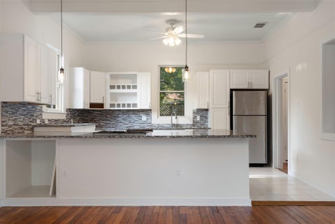 Tiny photo for 2102 E Martin Luther King Jr BLVD, Austin, TX 78702 (MLS # 6973536)