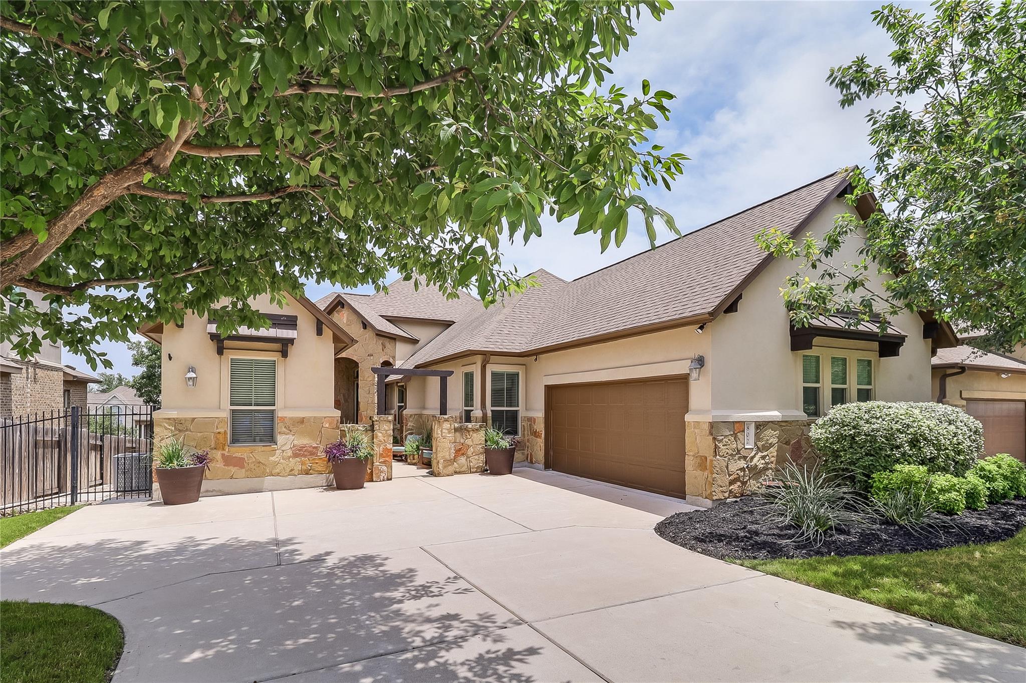 802 Copper Lake RD