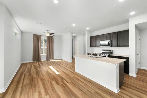 Photo of 8101 Frida BND, Austin, TX 78744 (MLS # 4213895)