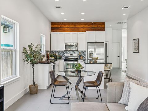 Tiny photo for 1702 Miriam Ave, Austin, TX 78702 (MLS # 5948156)