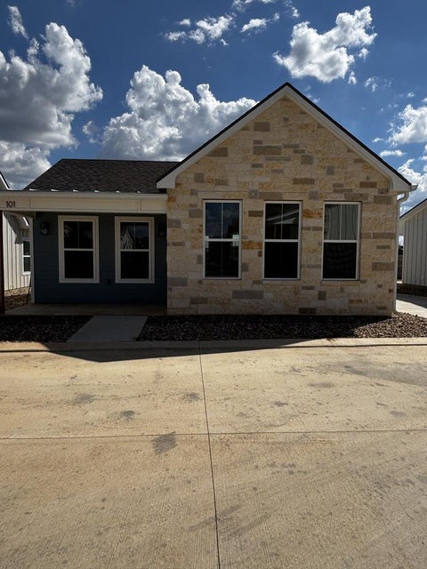 Photo of 802 S Creek ST #103, Fredericksburg, TX 78624 (MLS # 5062241)