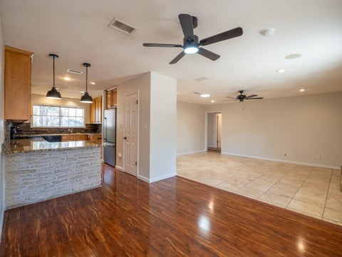 Photo of 11907 Hornsby ST, Austin, TX 78753 (MLS # 6670799)
