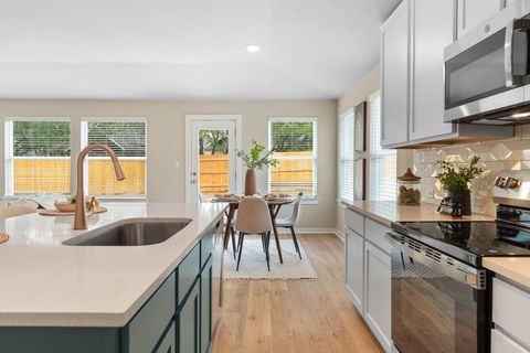 Tiny photo for 2600 Wilson Ave, Lago Vista, TX 78645 (MLS # 5486436)