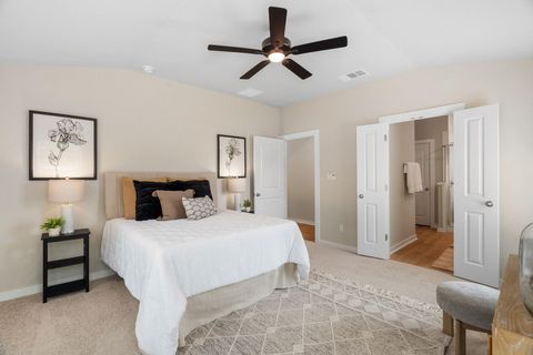 Tiny photo for 2600 Wilson Ave, Lago Vista, TX 78645 (MLS # 5486436)