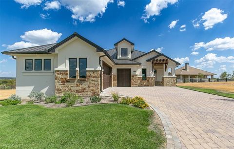 A home in Spicewood