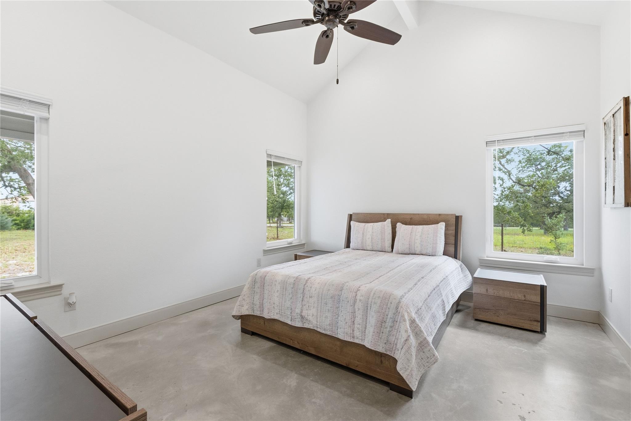 107 Longhorn DR