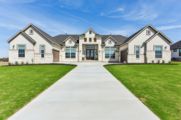 204 KAMAS WAY, FLORENCE, TX 76527 - Image a79e64cc0e9b6ab4e89dbb6d00de8792/1424159688