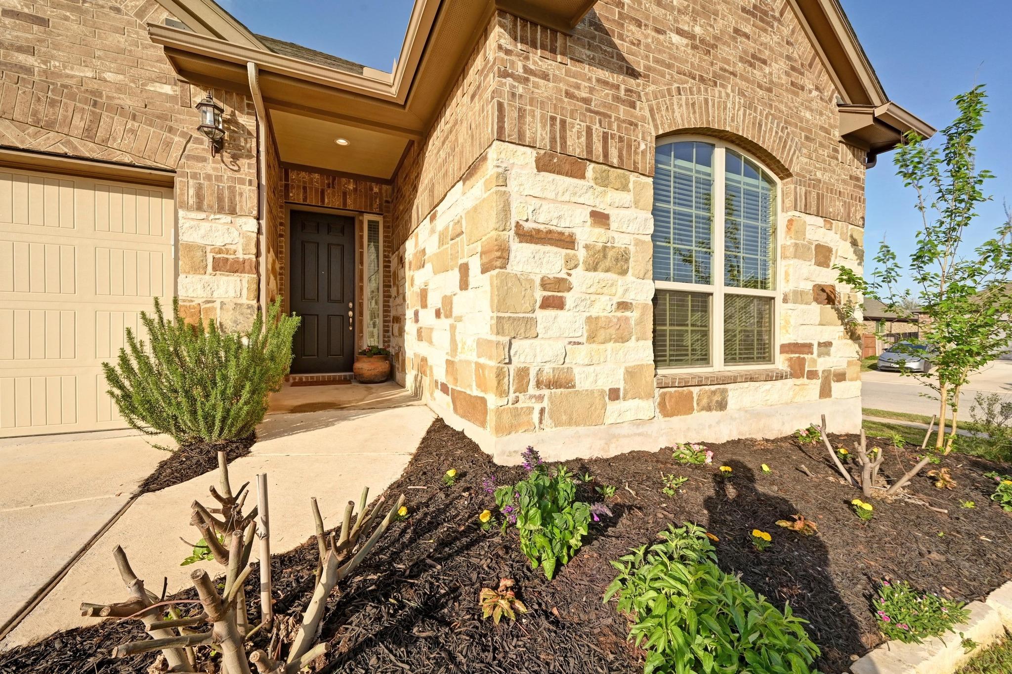 217 Sawtooth DR