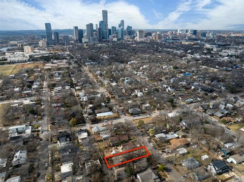 Photo of 2009 Haskell ST, Austin, TX 78702 (MLS # 2627742)