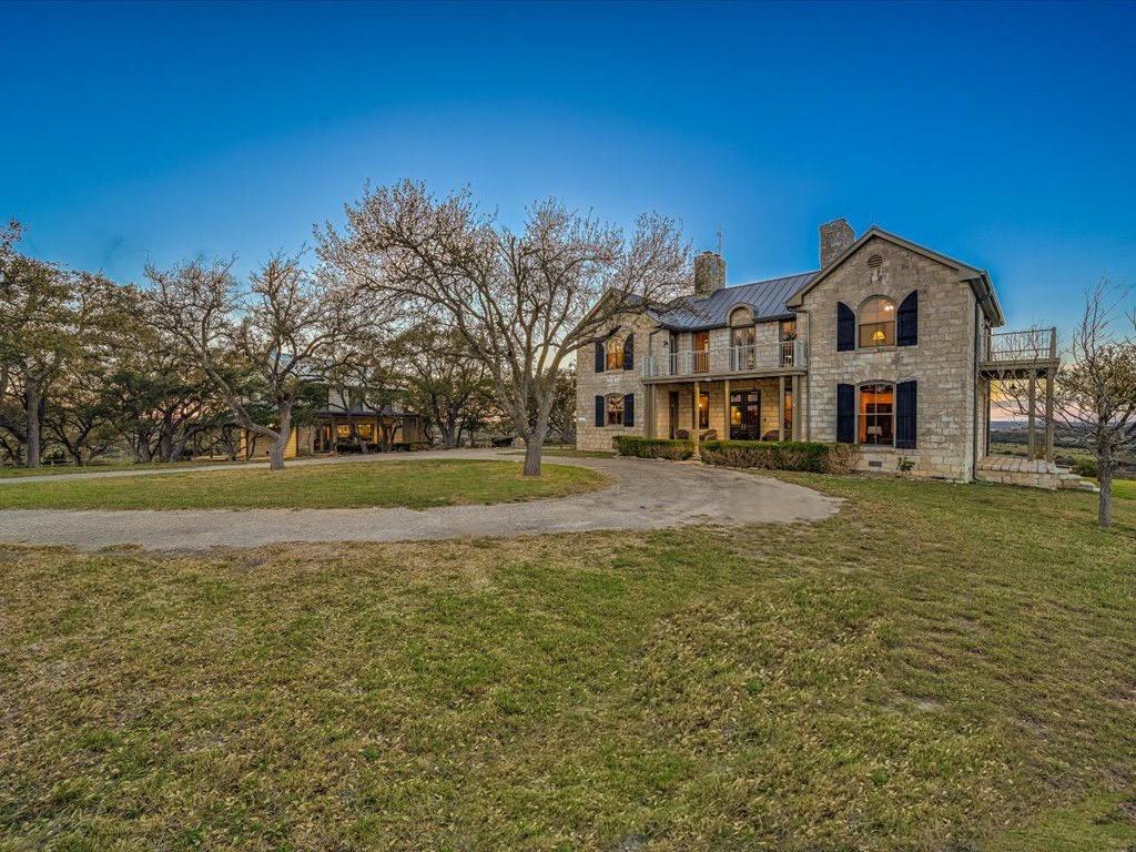 240 Chivo WAY