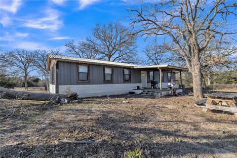 895 Patterson RD Flatonia TX 78941