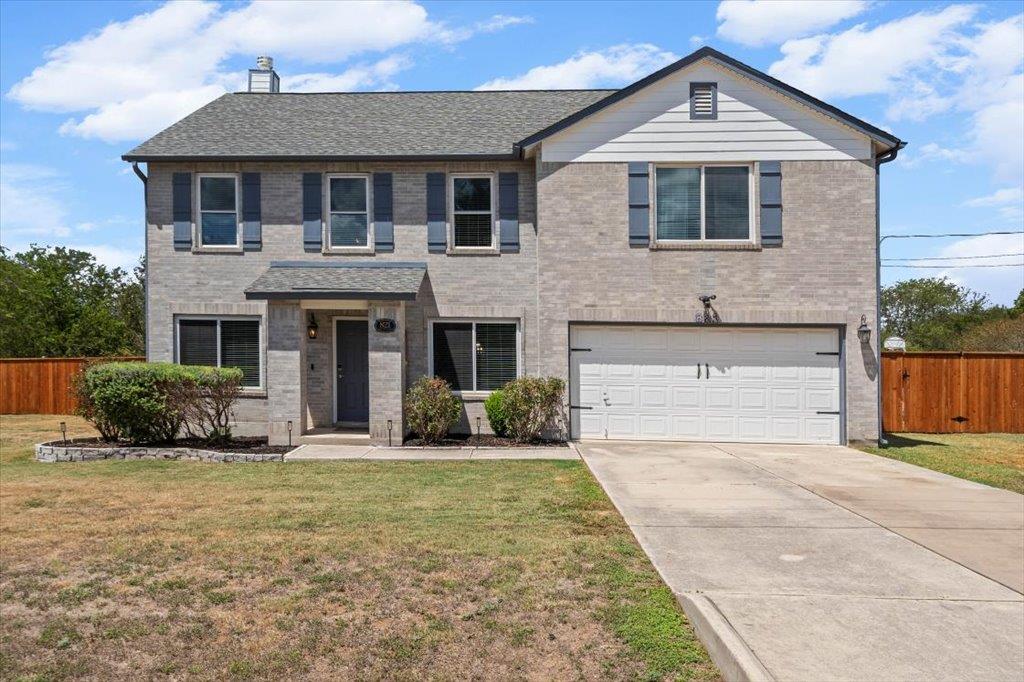 821 Bella Vista CIR