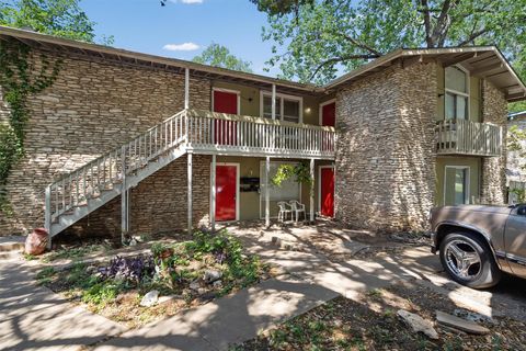 Photo of 2501 Manor CIR #B, Austin, TX 78723 (MLS # 4472901)