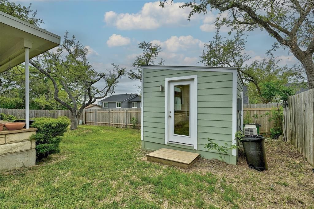 Photo of 8507 Selway DR, Austin, TX 78736 (MLS # 7664444)