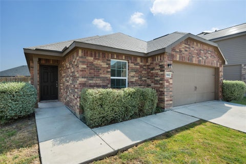 Photo of 18616 Speculator LN, Elgin, TX 78621 (MLS # 6964896)