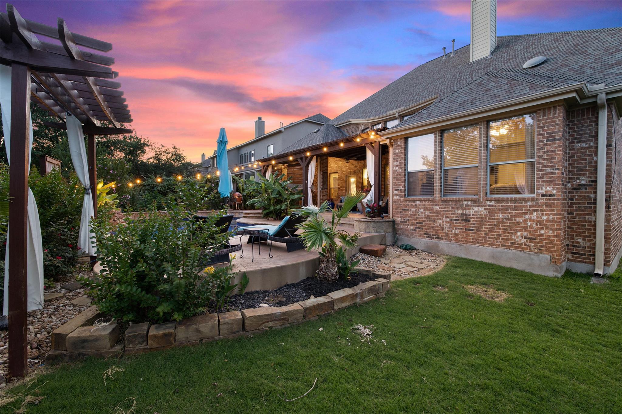 4509 Mont Blanc DR