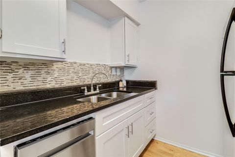 Tiny photo for 2401 Manor RD #210, Austin, TX 78722 (MLS # 2770417)