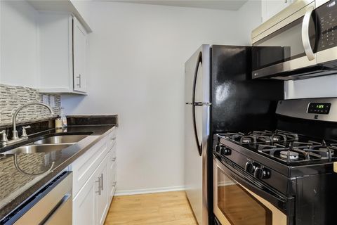 Tiny photo for 2401 Manor RD #210, Austin, TX 78722 (MLS # 2770417)