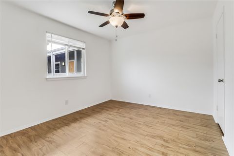 Tiny photo for 2401 Manor RD #210, Austin, TX 78722 (MLS # 2770417)