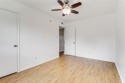 Tiny photo for 2401 Manor RD #210, Austin, TX 78722 (MLS # 2770417)