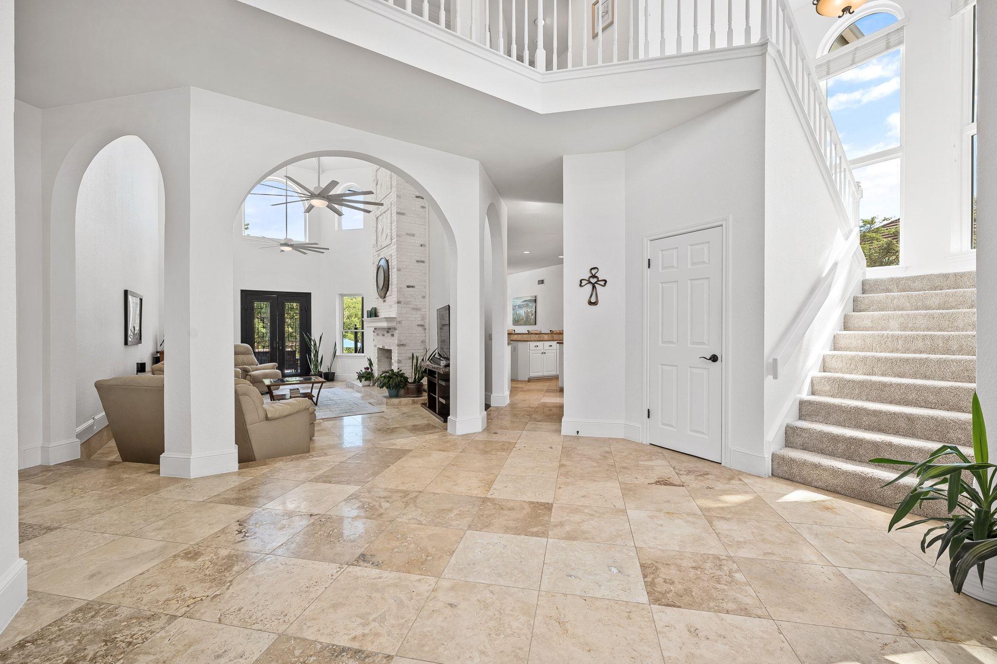 514 Ladin LN