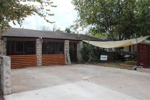 Tiny photo for 1113 Ebert Ave, Austin, TX 78721 (MLS # 4564741)