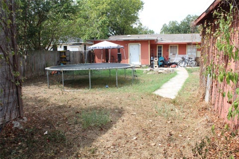 Tiny photo for 1113 Ebert Ave, Austin, TX 78721 (MLS # 4564741)
