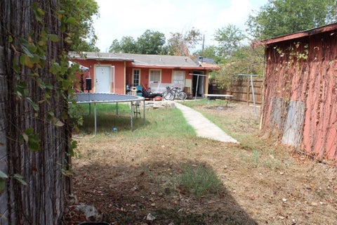 Tiny photo for 1113 Ebert Ave, Austin, TX 78721 (MLS # 4564741)