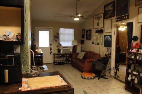 Tiny photo for 1113 Ebert Ave, Austin, TX 78721 (MLS # 4564741)
