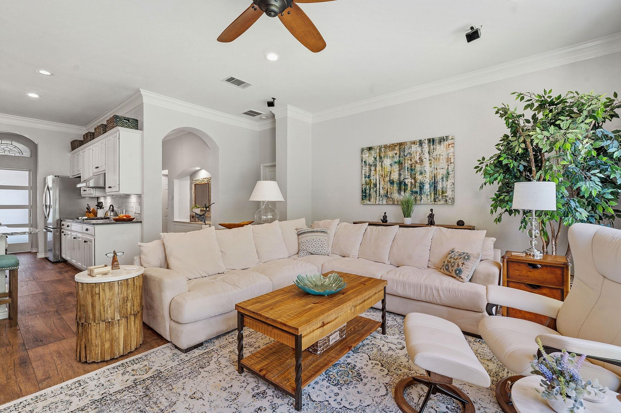 1331 Fall Creek LOOP