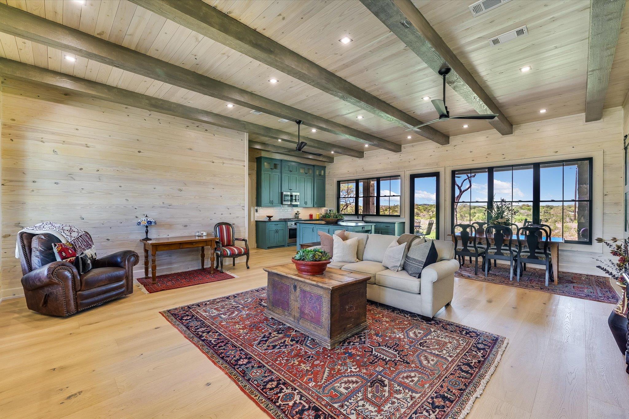 130 Thousand Oaks LOOP