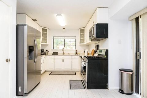 Tiny photo for 2109 Waterway BND, Austin, TX 78728 (MLS # 1605307)