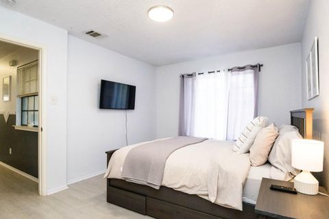 Tiny photo for 2109 Waterway BND, Austin, TX 78728 (MLS # 1605307)