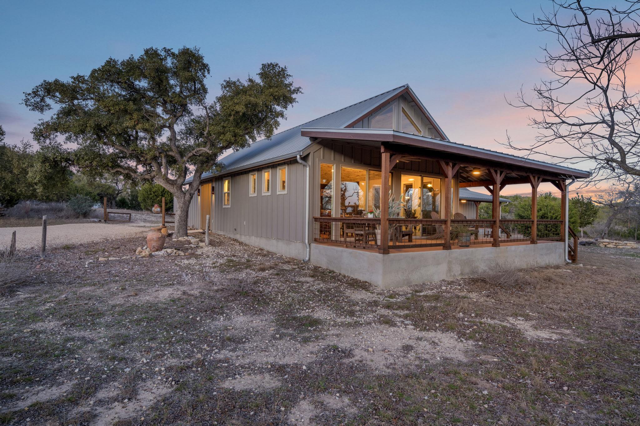 105 Valley View TRL